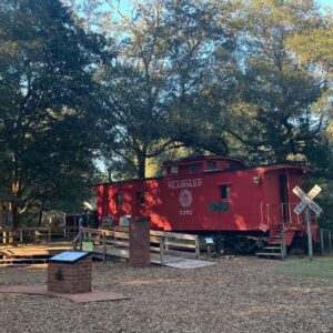 All aboard! ???? Our Seaboard Airline Caboose will show you what life was like on the railways in the 1920s. ????: @sunnymom1382#TallahasseeMuseum #TallahasseeFl #iHeartTally #ExploreFL #LoveFL #Museum #LiveMuseum #FamilyFun